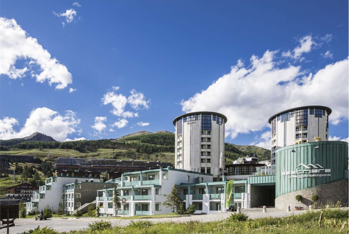 STABILE ALL’ASTA A SESTRIERE IN VIA SAUZE DI CESANA 14