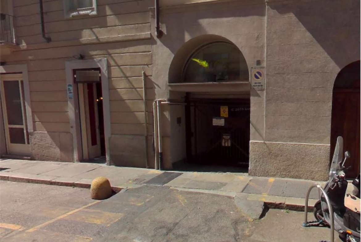 POSTO AUTO IN AUTOSILO ALL’ASTA A TORINO IN VIA PRINCIPE AMEDEO 26