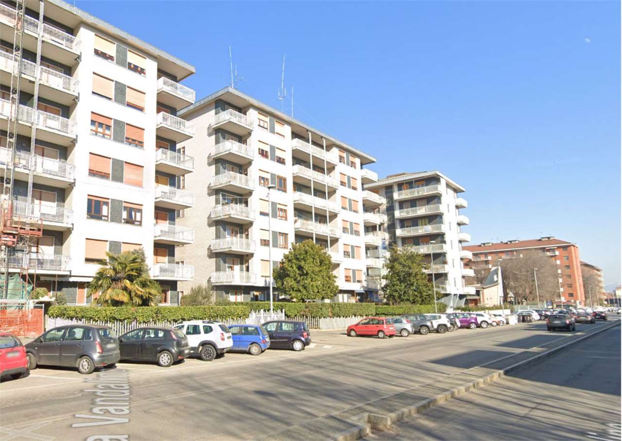 ABITAZIONE ALL’ASTA A COLLEGNO IN VIA VANDALINO 43