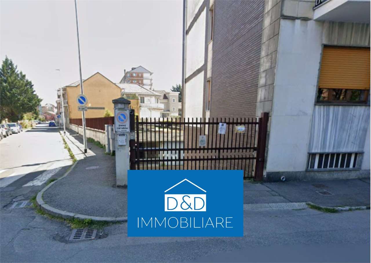 MAGAZZINO/LABORATORIO ALL’ASTA A COLLEGNO IN VIA ANTONY 14
