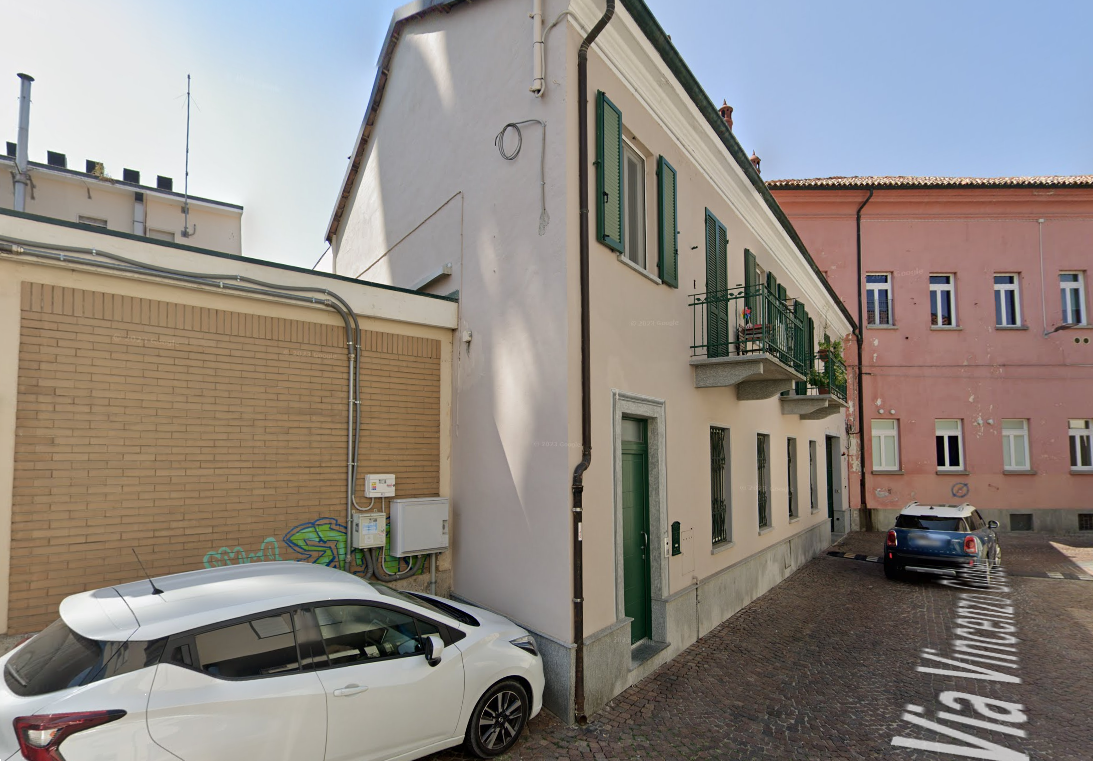ABITAZIONE ALL’ASTA AD ALBA IN VIA V. GIOBERTI 17/A