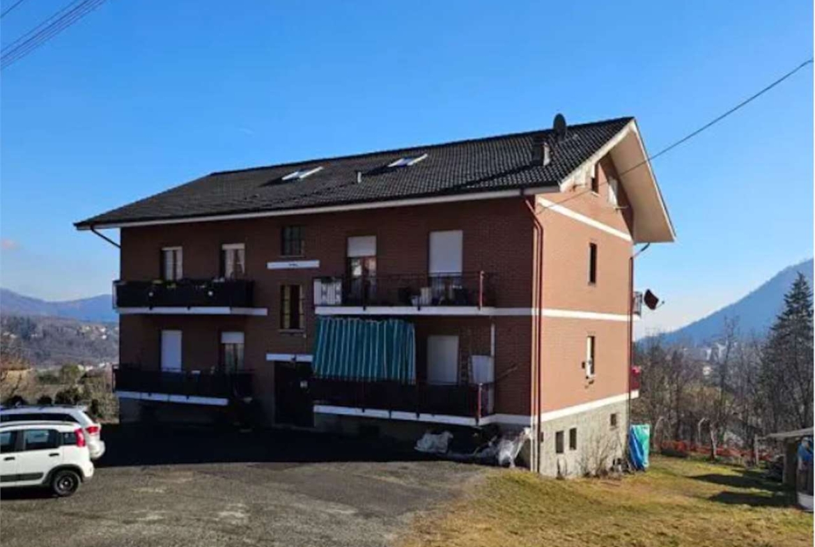 ABITAZIONE ALL’ASTA A LANZO TORINESE IN REGIONE MOMELLO 3 BIS