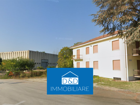 CAPANNONE ALL’ASTA A CASTIGLIONE FALLETTO IN VIA ALBA BAROLO
