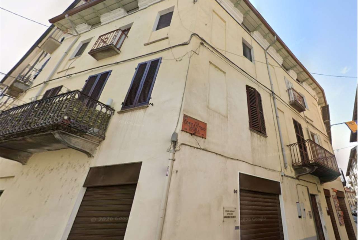 ABITAZIONE ALL’ASTA A CASTELLAMONTE IN VIA COSTANTINO NIGRA 84