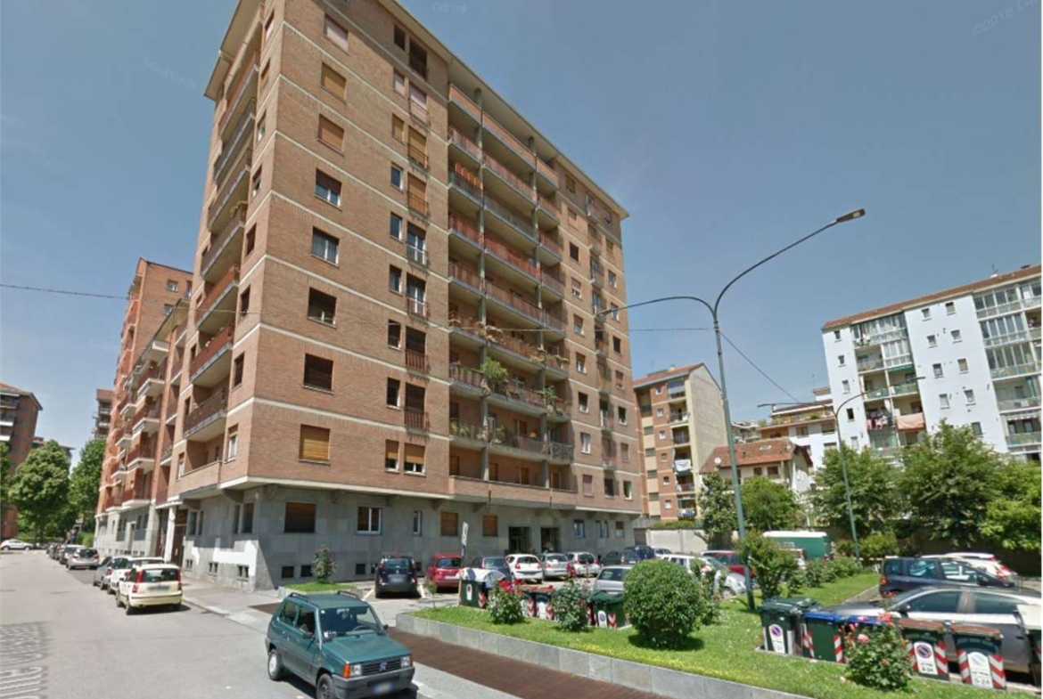 ABITAZIONE ALL’ASTA A TORINO IN VIA MONTE CRISTALLO 8