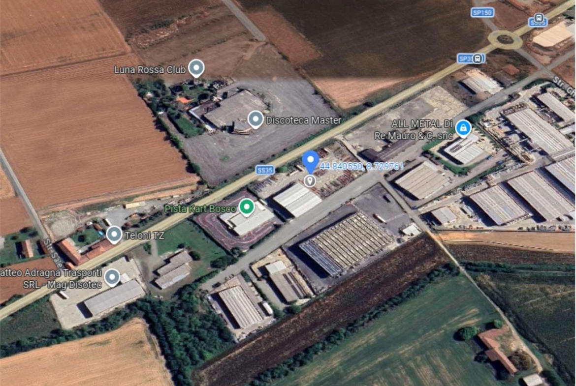 CAPANNONE ALL’ASTA A BOSCO MARENGO IN S.DA STATALE 35