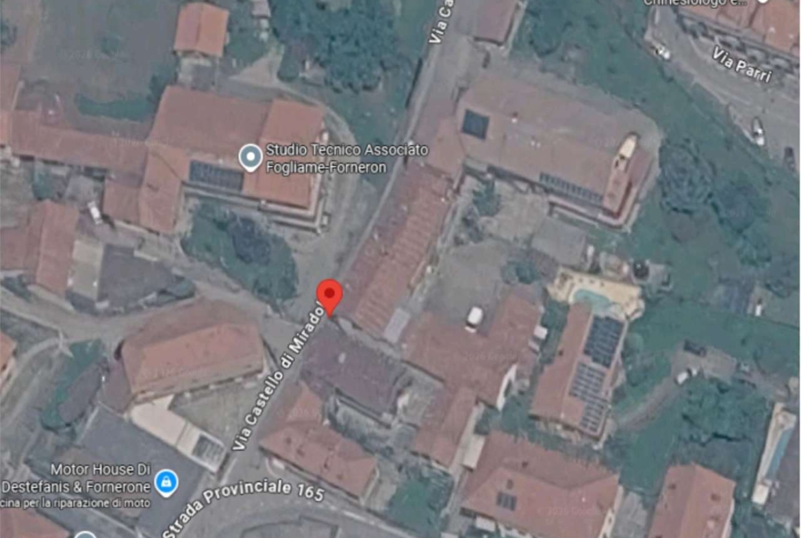 AZIENDA AGRICOLA ALL’ASTA A S. SECONDO DI PINEROLO IN VIA CASTELLO DI MIRADOLO 33
