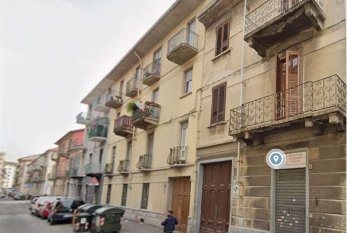 ABITAZIONE ALL’ASTA A TORINO IN VIA SESIA 22