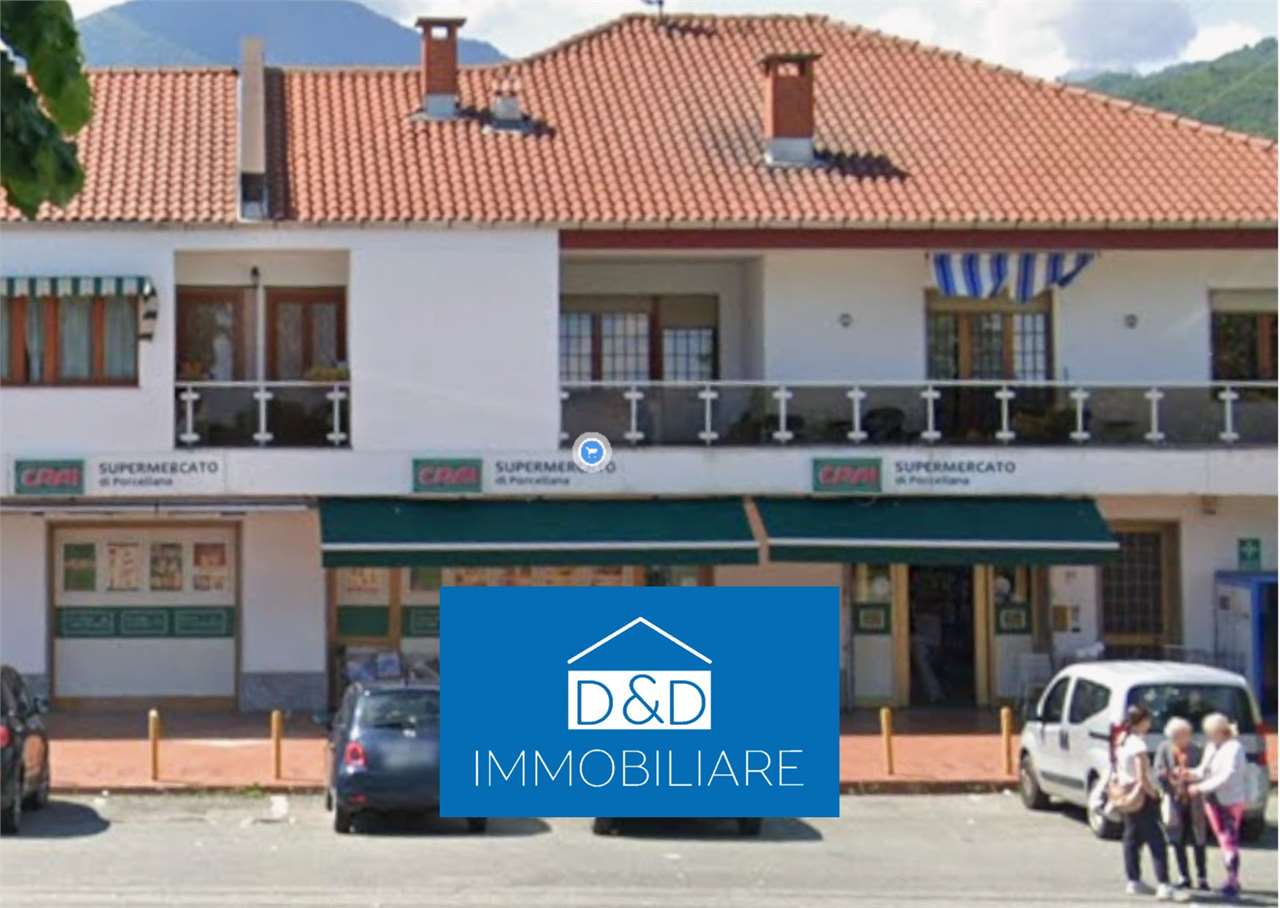 NEGOZIO ALL’ASTA A CUORGNE’ IN VIA IVREA 89