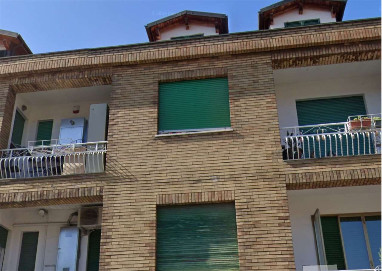 ABITAZIONE ALL’ASTA A  MONCALIERI IN STRADA GENOVA 106