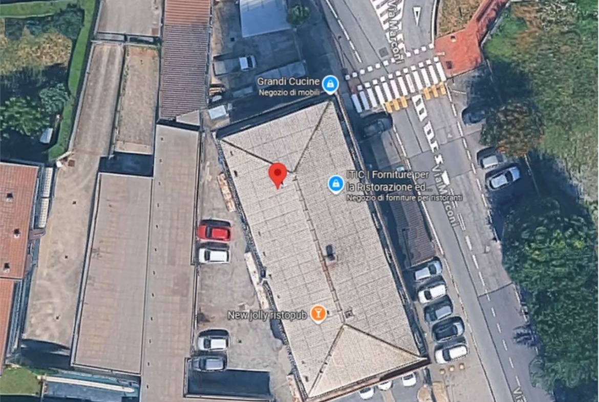 MAGAZZINO ALL’ASTA A PIANEZZA IN VIA MARCONI 2