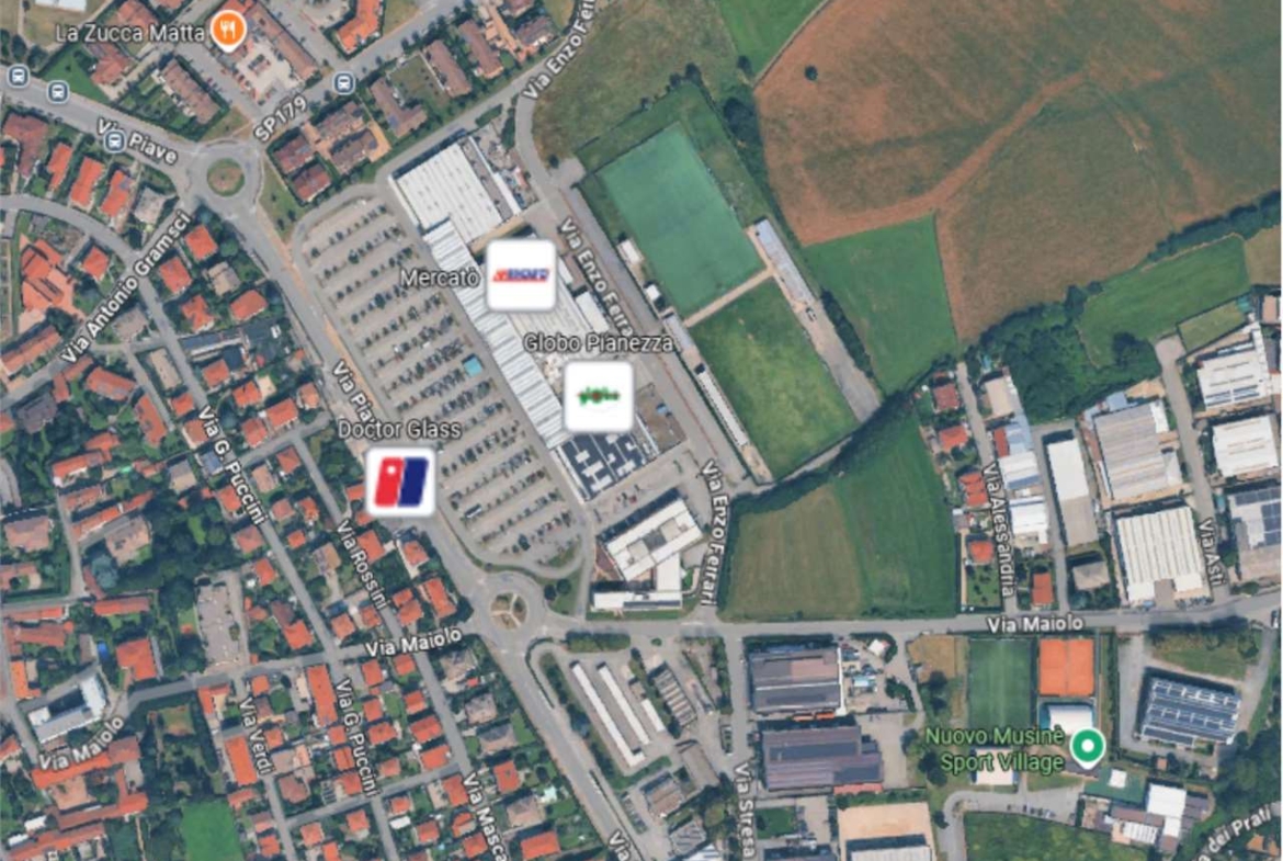 NEGOZIO ALL’ASTA A PIANEZZA IN PIAZZALE EUROPA 7