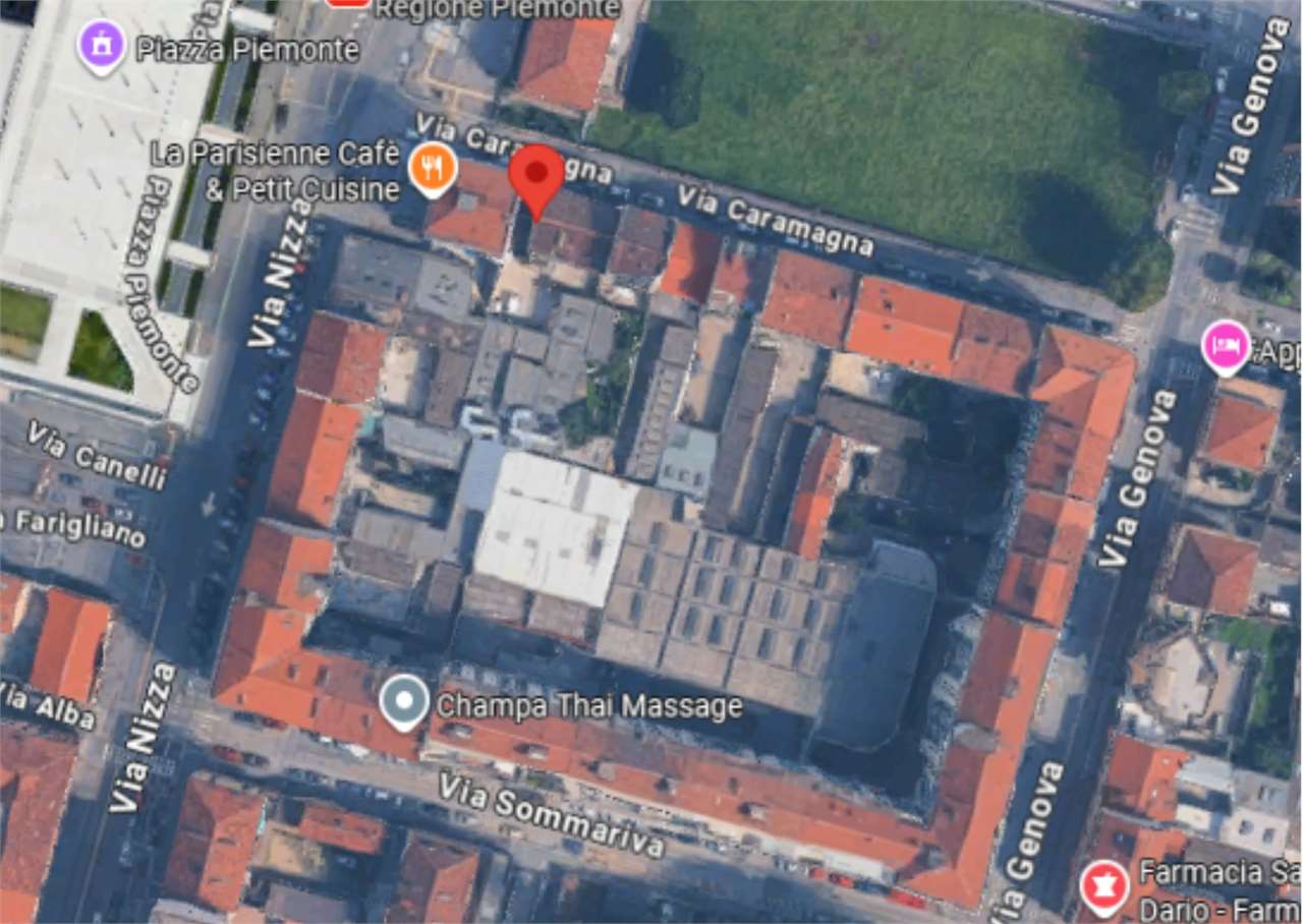 CAPANNONE ARTIGIANALE ALL’ASTA A TORINO IN VIA CARAMAGNA 6