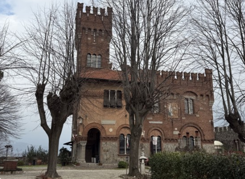 CASTELLO ALL’ASTA A SERRA RICCO’ IN VIA PONTE 1