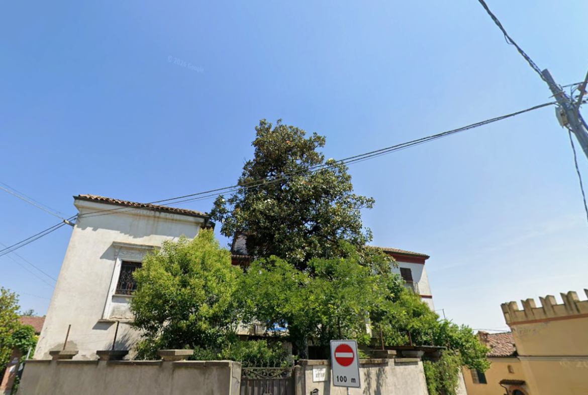 ABITAZIONE ALL’ASTA A CASTELLETTO M. IN VICOLO ASTORI 1