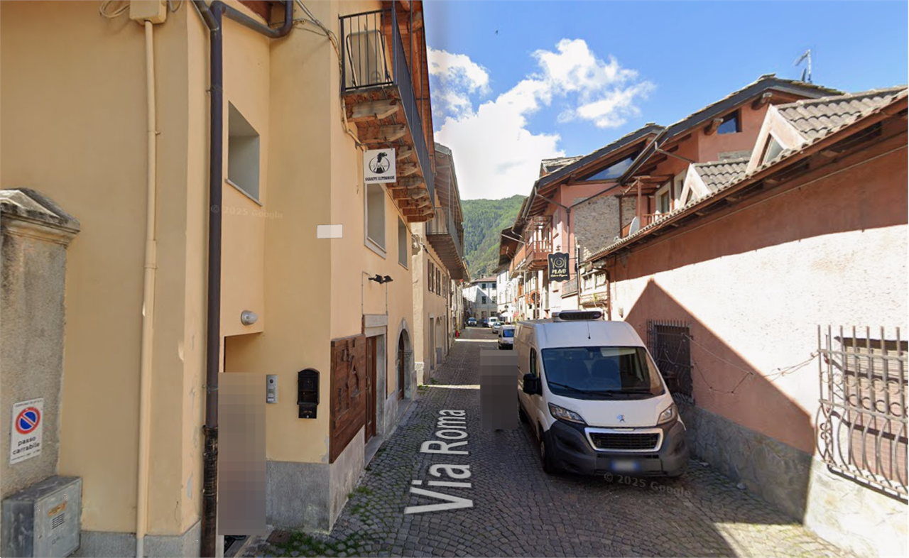 NEGOZIO ALL’ASTA A OULX IN VIA ROMA 33
