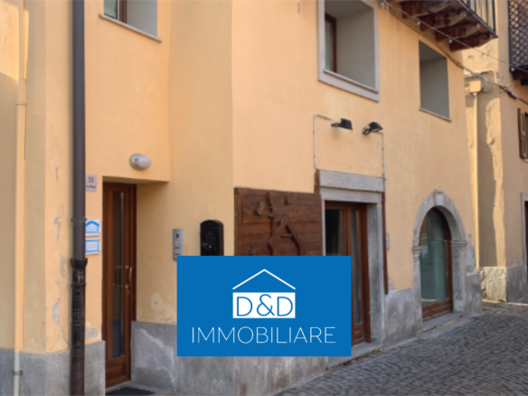 NEGOZIO ALL’ASTA A OULX IN VIA ROMA 33