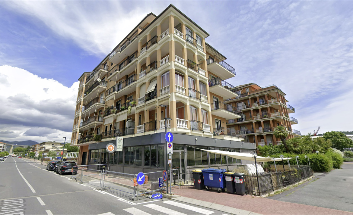 ABITAZIONE ALL’ASTA AD ANDORA IN VIA CAVOUR 70 1/2