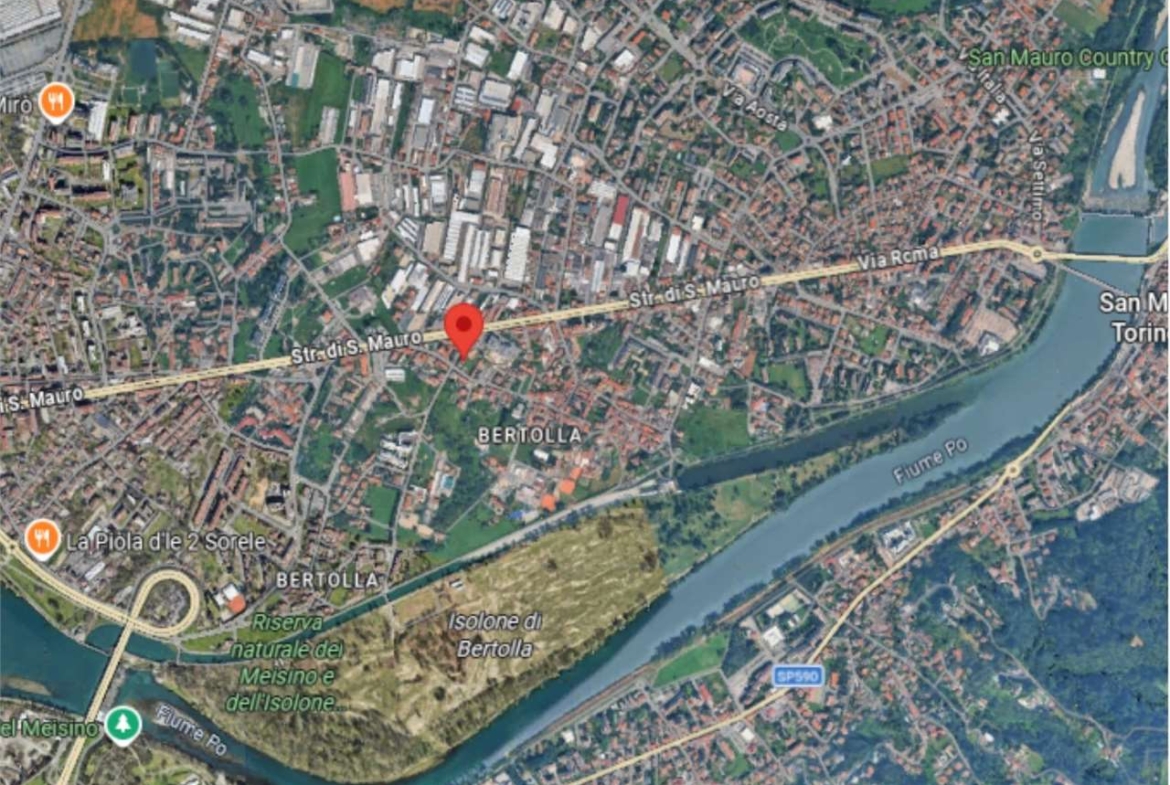 MAGAZZINO ALL’ASTA A TORINO IN STRADA BERTOLLA 19