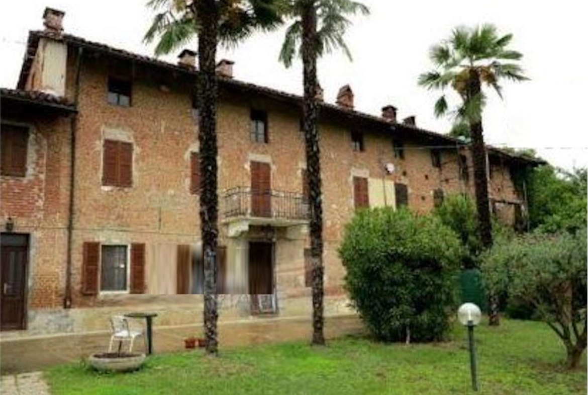 ABITAZIONE ALL’ASTA A ROATTO IN FRAZIONE BRIASSA 24