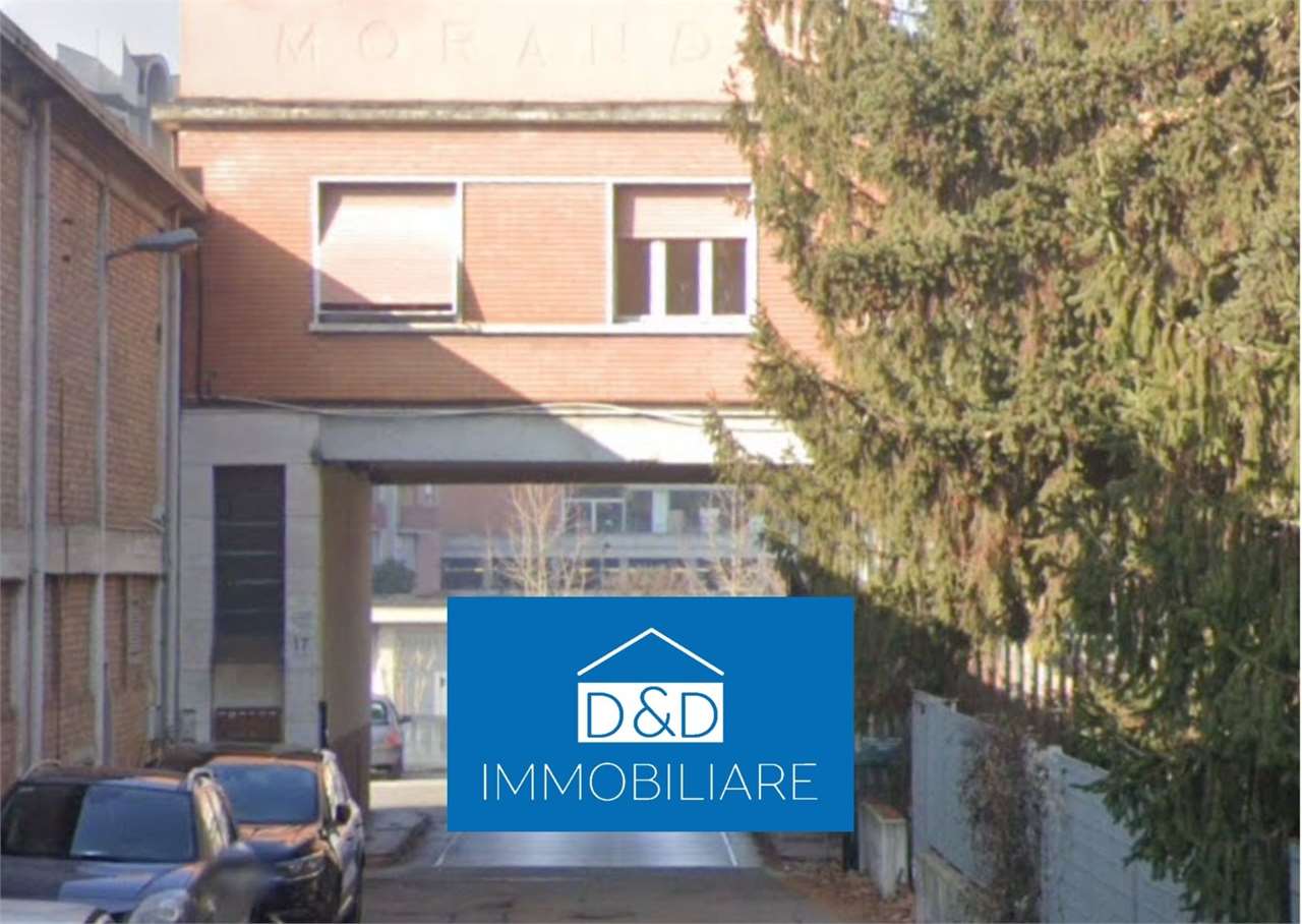 CAPANNONE ALL’ASTA A  ASTI IN CORSO DON MINZONI 182
