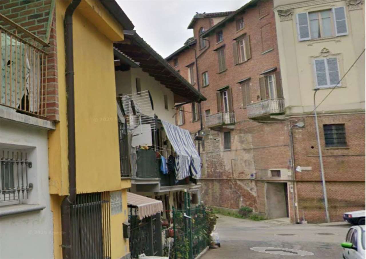 ABITAZIONE ALL’ASTA A POIRINO IN VIA TAVOLAZZO 4