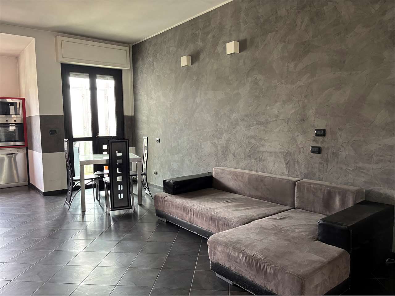 ATTICO CON TERRAZZO IN VENDITA  A TORINO IN VIA MICHELE COPPINO 94