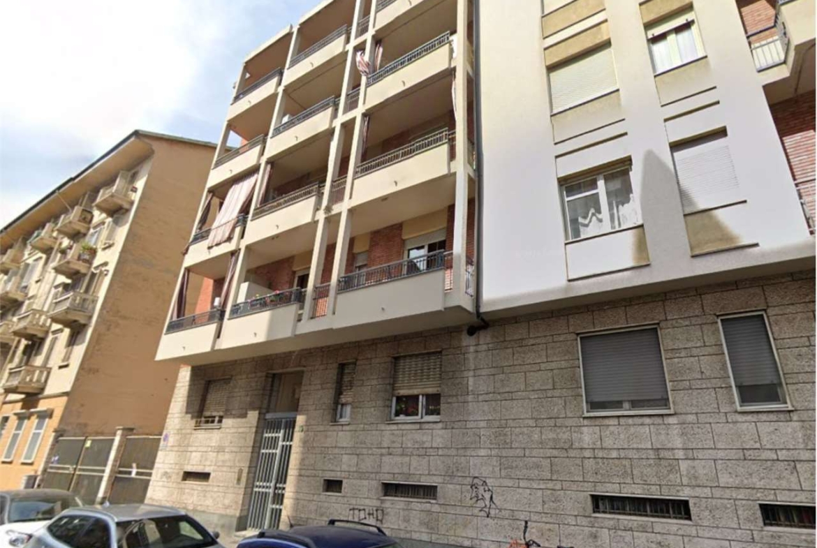 ABITAZIONE ALL’ASTA A TORINO IN VIA CHIVASSO 19