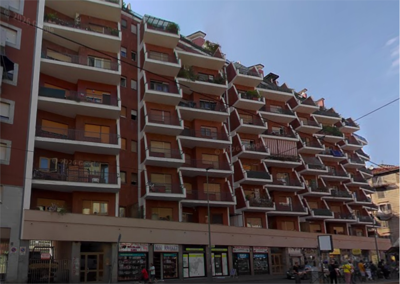 NEGOZIO ALL’ASTA A TORINO IN CORSO GIULIO CESARE 39 BIS C