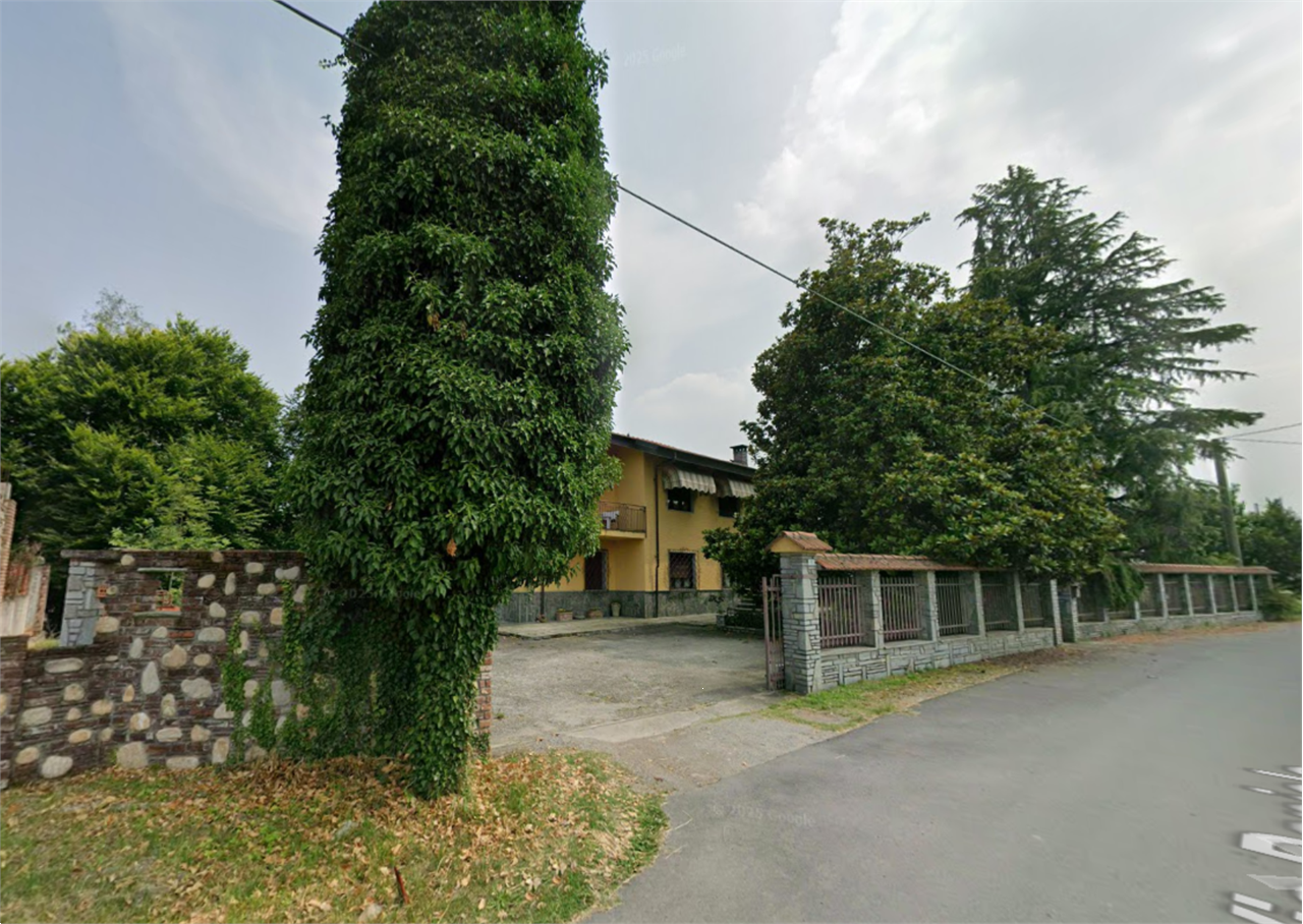 ABITAZIONE ALL’ASTA A CAMPIGLIONE FENILE IN VIA DANIELA 8