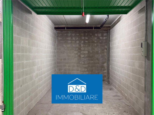 BOX AUTO – GARAGE 19 MQ IN VENDITA A TORINO IN VIA ENVIE 8/A