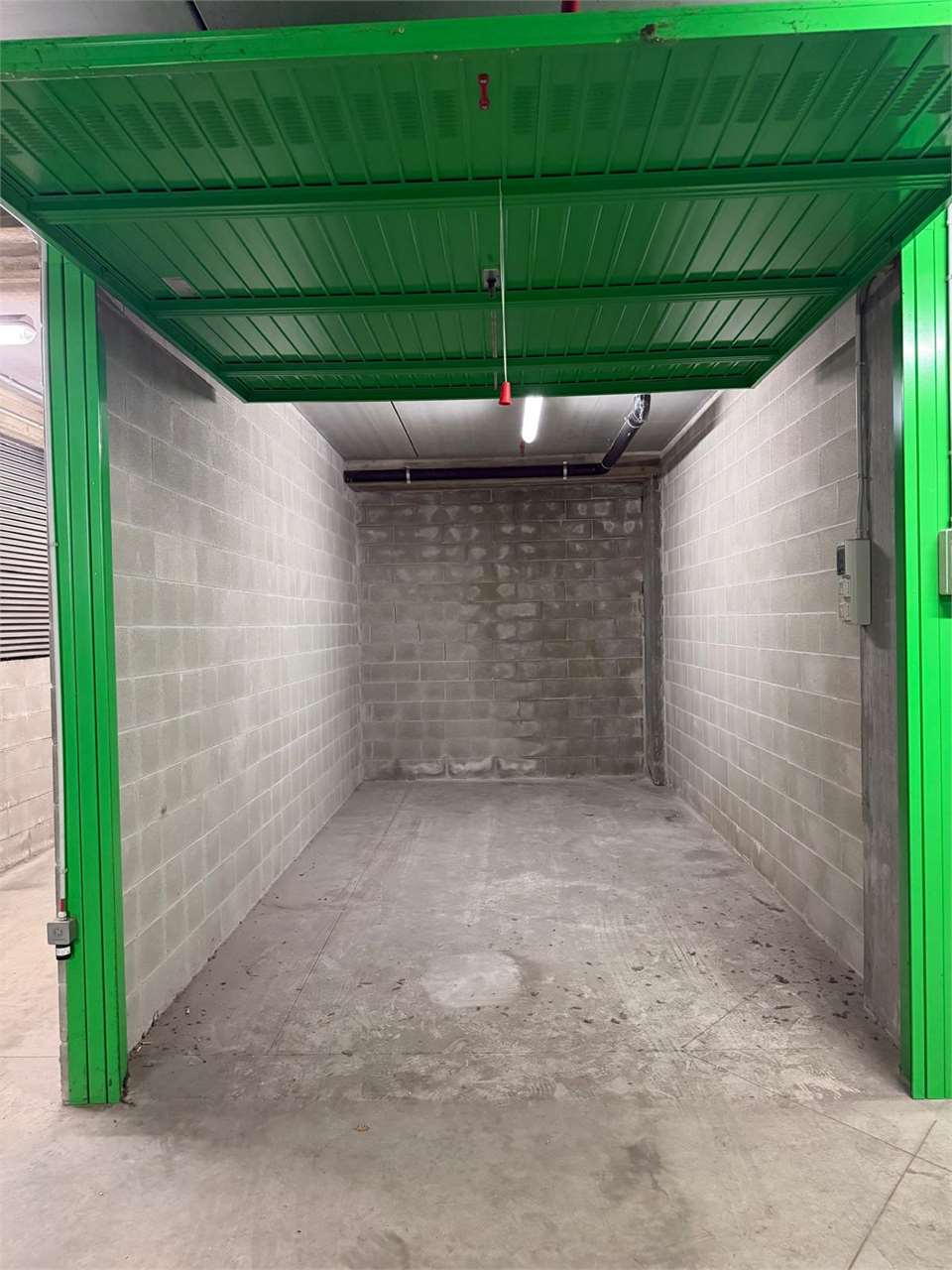 BOX AUTO – GARAGE 19 MQ IN VENDITA A TORINO IN VIA ENVIE 8/A