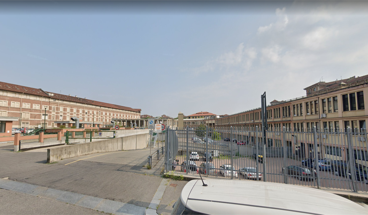GARAGE ALL’ASTA A TORINO IN VIA ENVIE 8/A