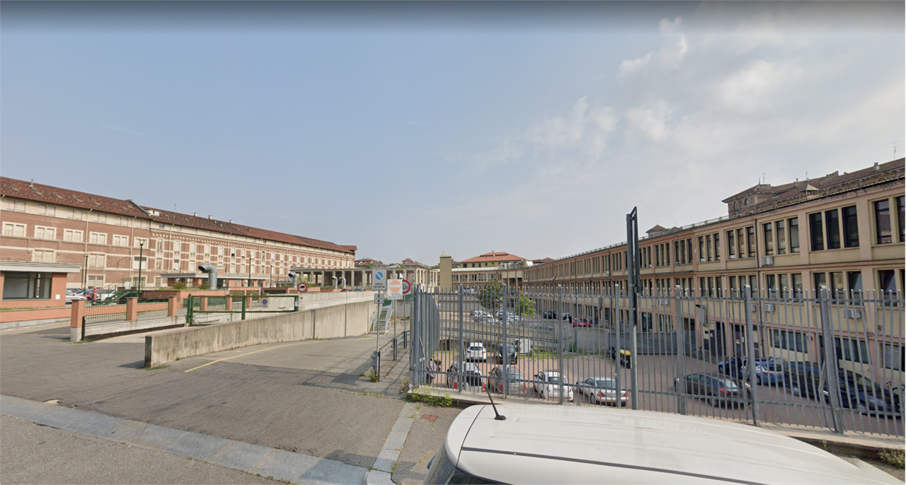 GARAGE ALL’ASTA A TORINO IN VIA ENVIE 8/A