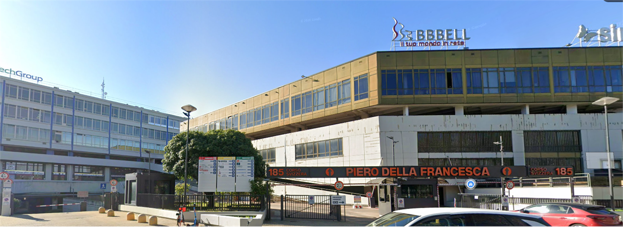 MAGAZZINO ALL’ASTA A TORINO IN CORSO SVIZZERA 185