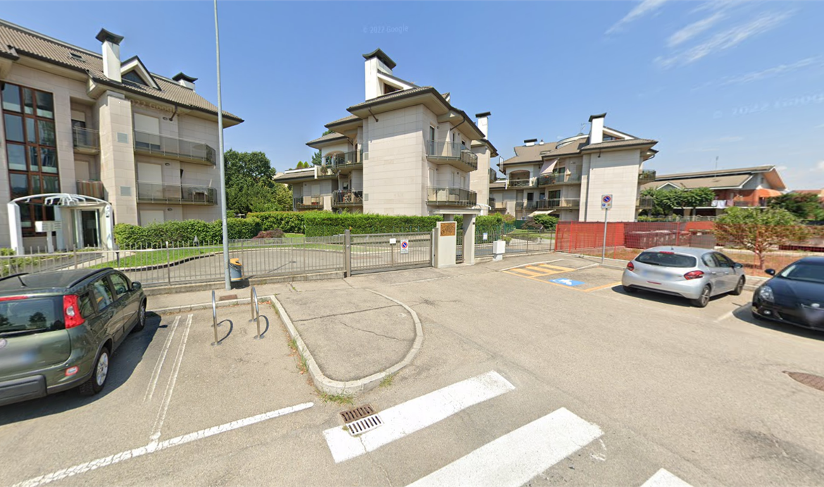 GARAGE ALL’ASTA A NICHELINO IN VIA PATERI 16/10