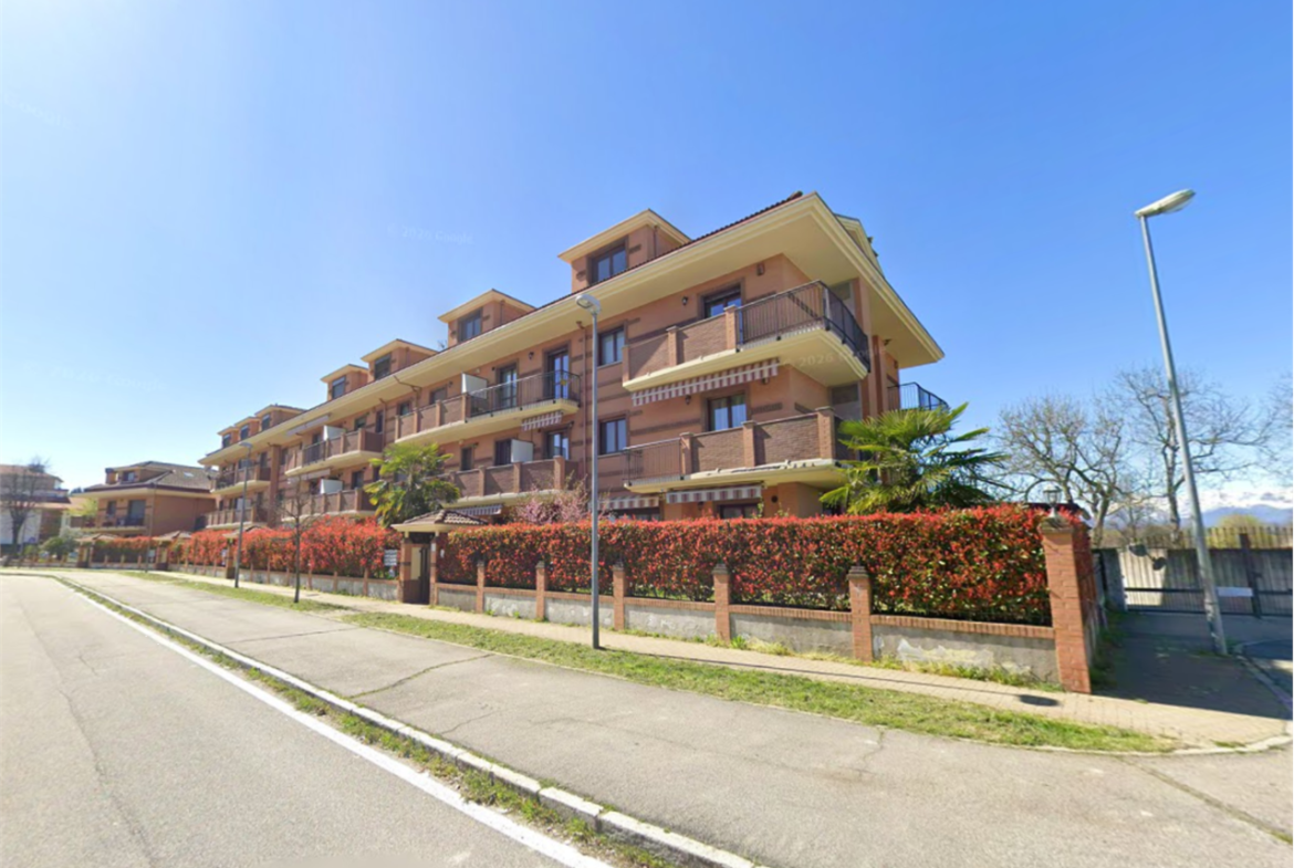 BOX AUTO ALL’ASTA A RIVALTA DI TORINO IN VIA S. ALERAMO 9
