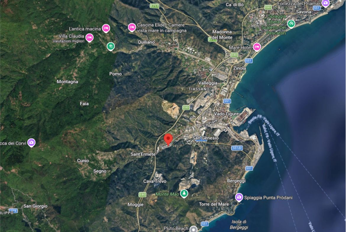 CAPANNONE ALL’ASTA A NOVI LIGURE IN CORSO PIAVE 33