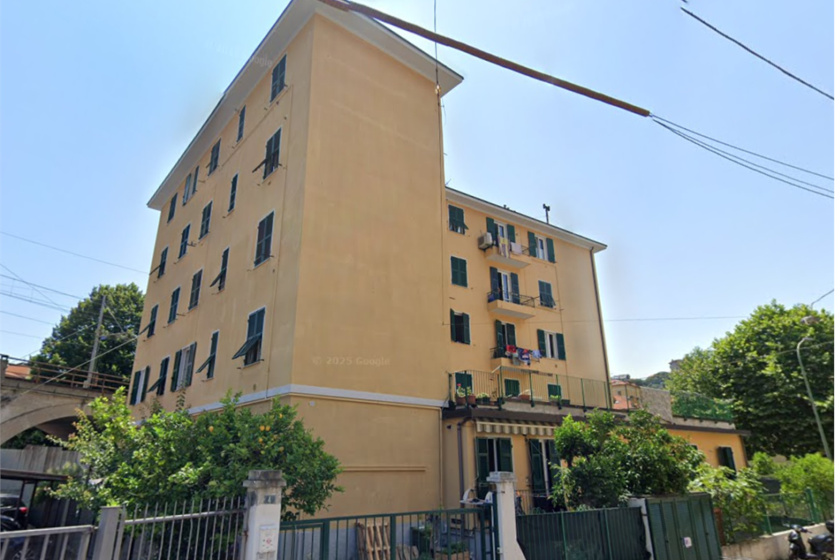 ABITAZIONE ALL’ASTA A VARAZZE IN VIA PIAVE 13/11