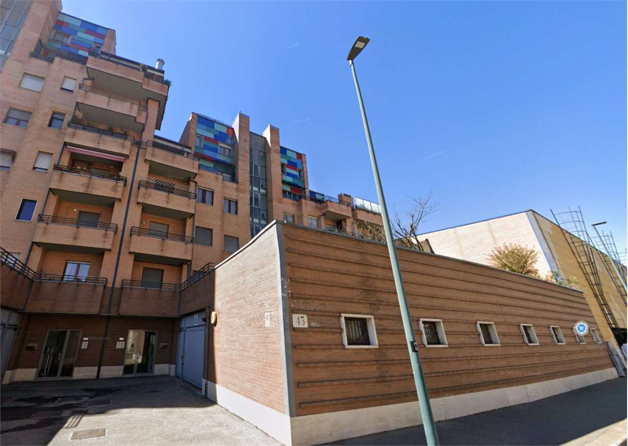 ABITAZIONE ALL’ASTA A TORINO IN VIA PIANEZZA 43