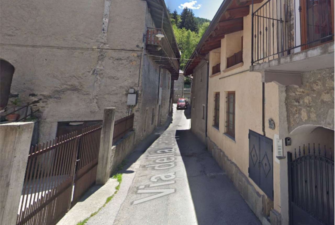 ABITAZIONE ALL’ASTA A OULX IN FRAZIONE GAD, VIA DELLA CAPPELLA 11