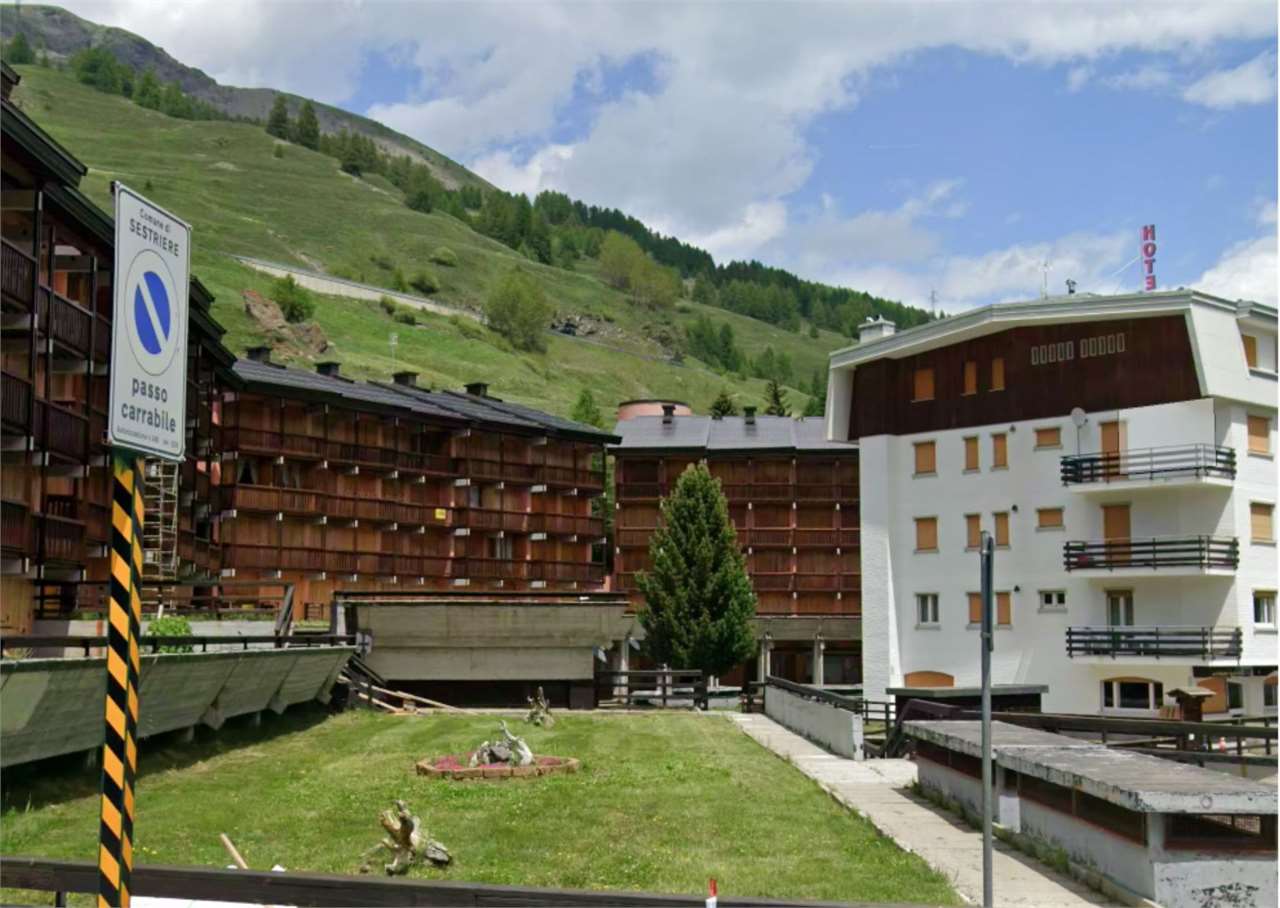 LOCALE COMMERCIALE ALL’ASTA A SESTRIERE IN VIA DEL COLLE 56/A
